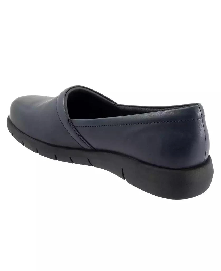 SoftWalk Adora 2.0 Clog 3