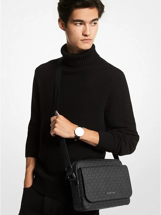 Michael Kors Cooper Logo Camera Bag 4