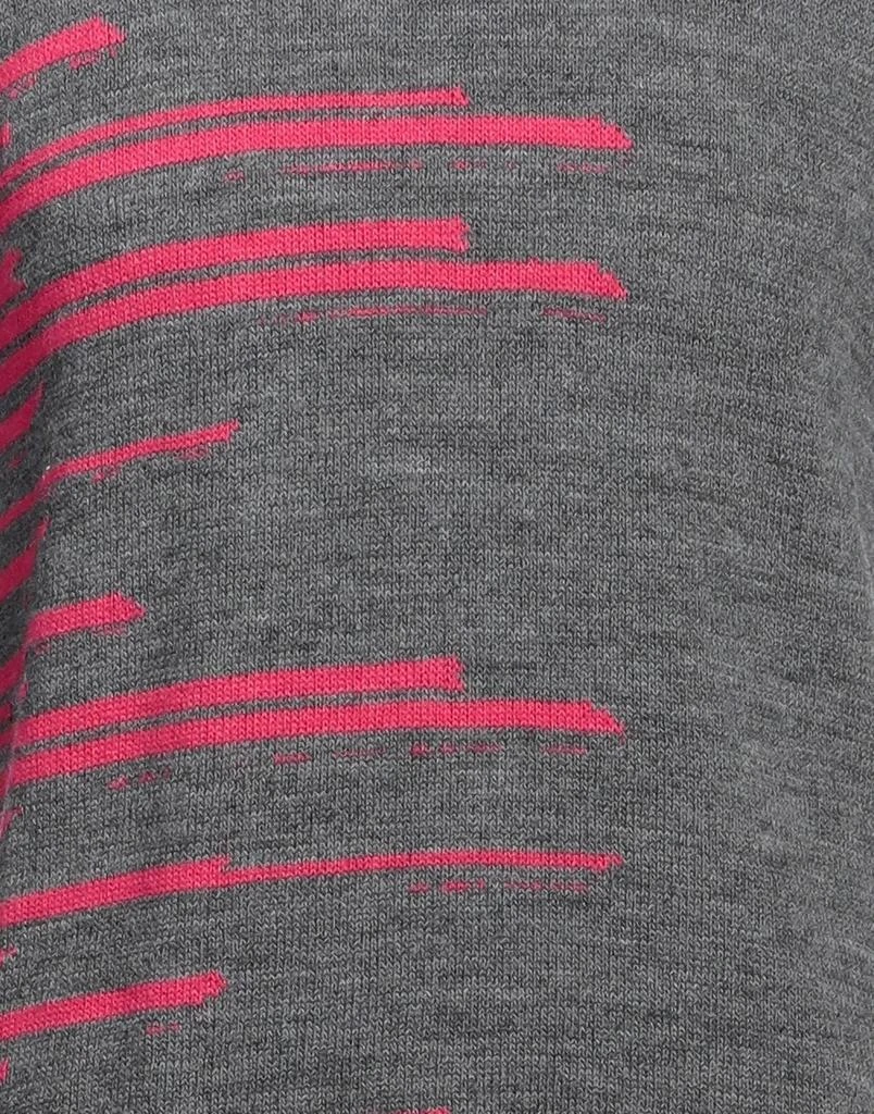 YOON Sweater 4