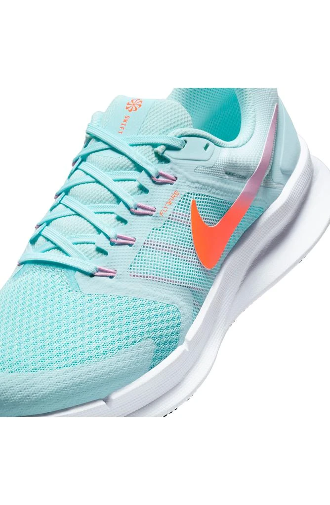 NIKE Run Swift 3 Running Shoe 8