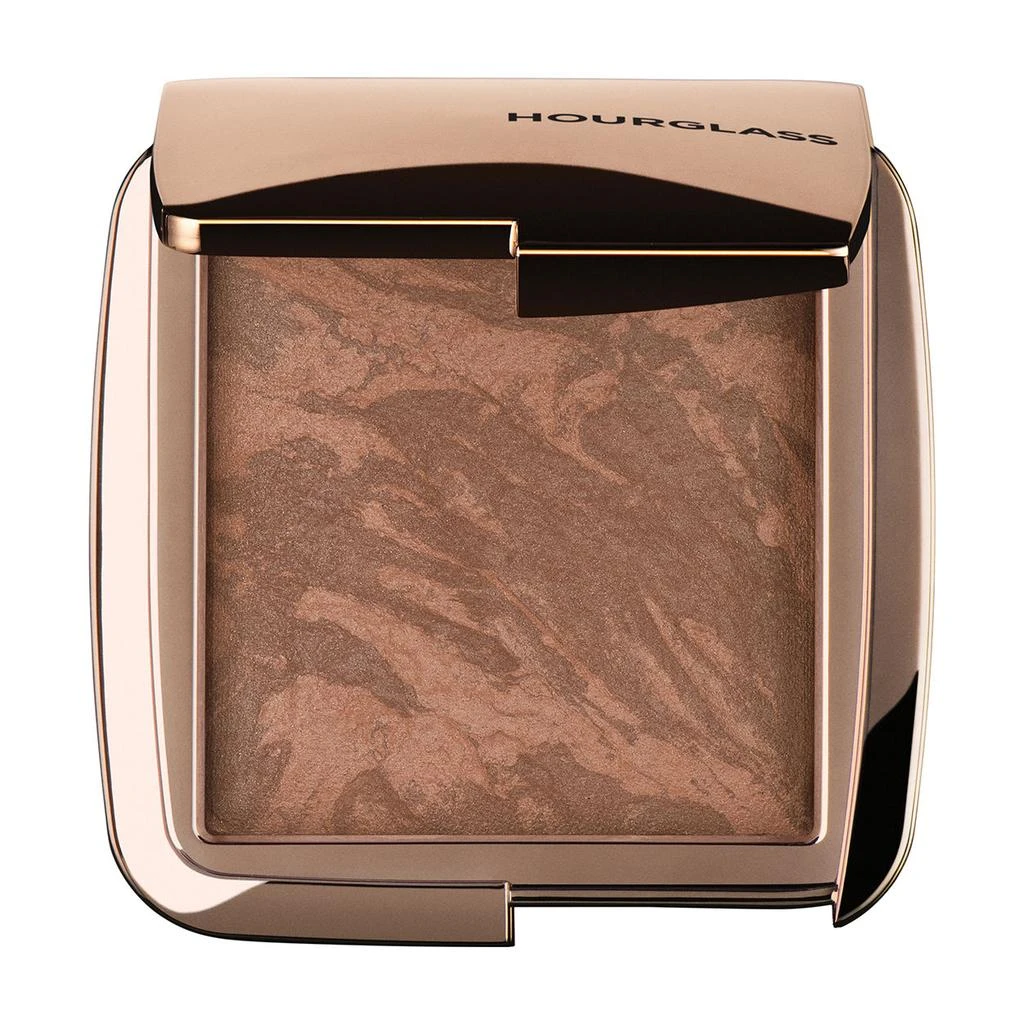 HOURGLASS Ambient Lighting Bronzer 4