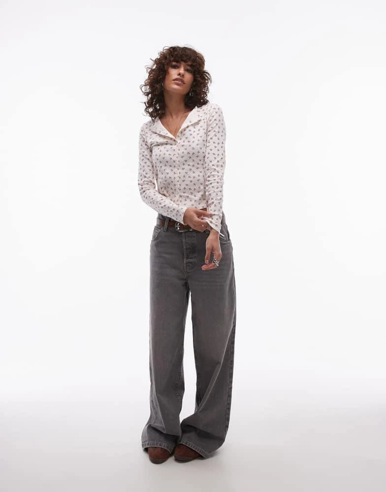 Levi's Levi's pointelle floral long sleeve button front top in cream 2