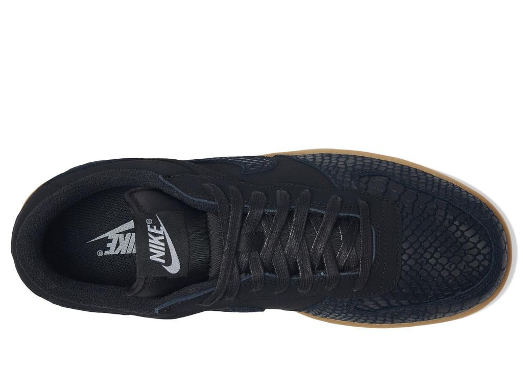 NIKE Big Low Lux