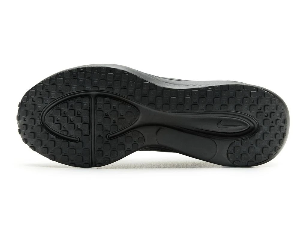 NIKE Revolution 8 5