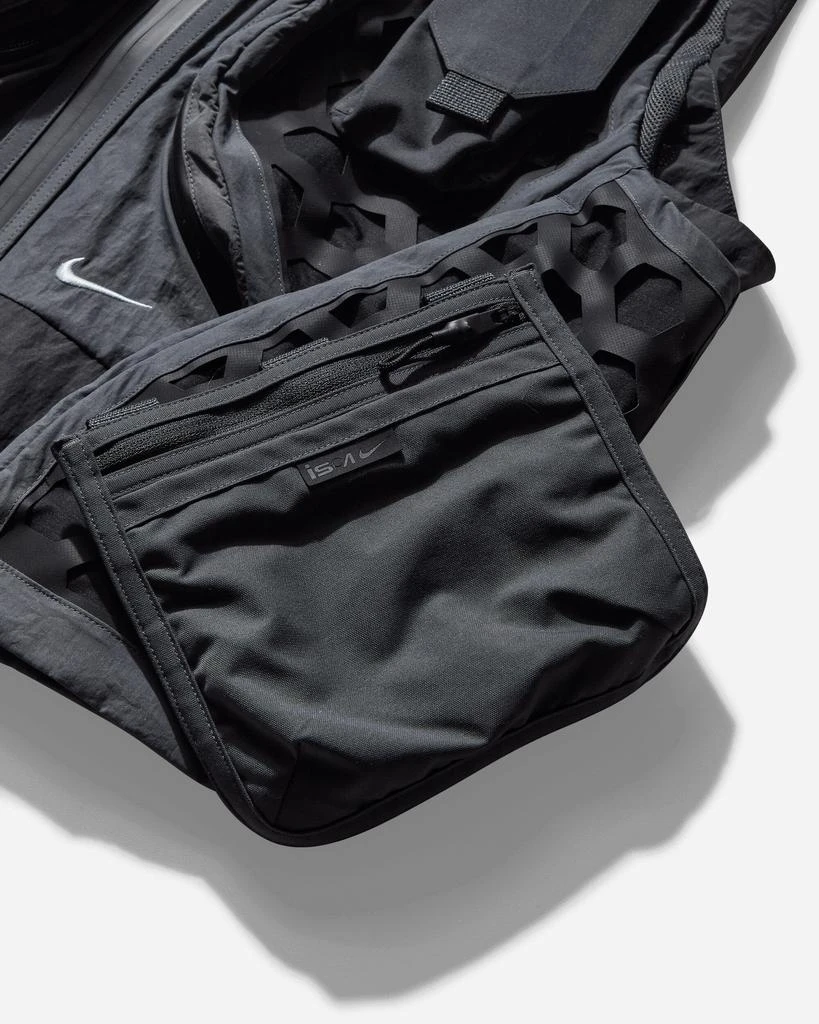 NIKE Men's ISPA Modular Pocket Vest Anthracite 3