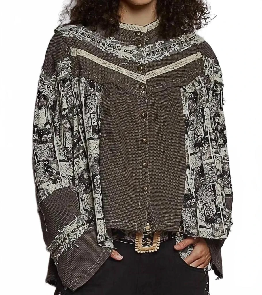 POL Printed Contrast Stud Button High Neck Top 
Jogger Set In Charcoal