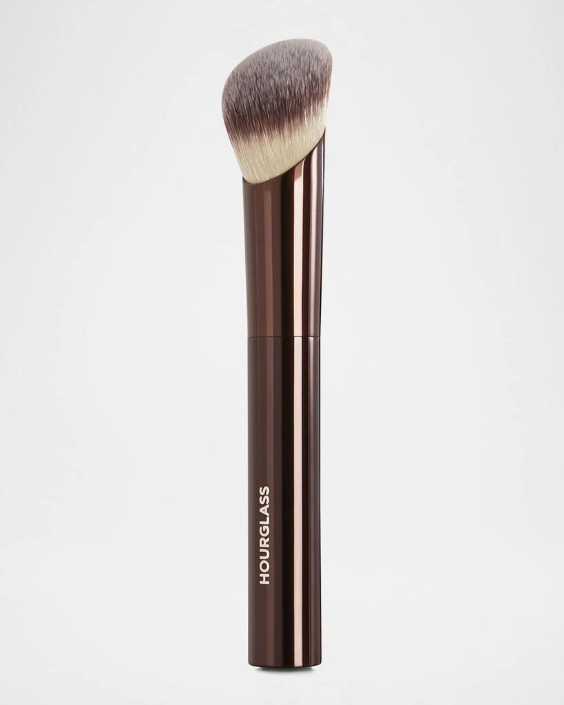 Hourglass Cosmetics Ambient Soft Glow Foundation Brush
