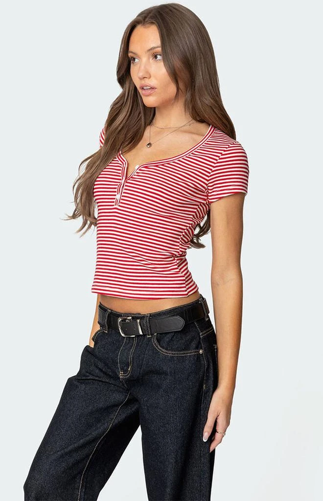 Edikted Kady Striped Henley T-Shirt 3