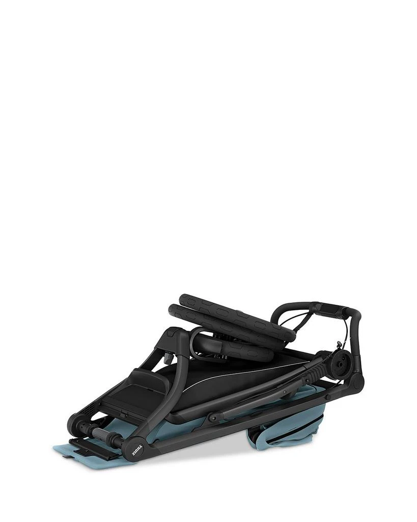 Thule Urban Glide 3 Stroller with Magnetic Harness Buckle 6