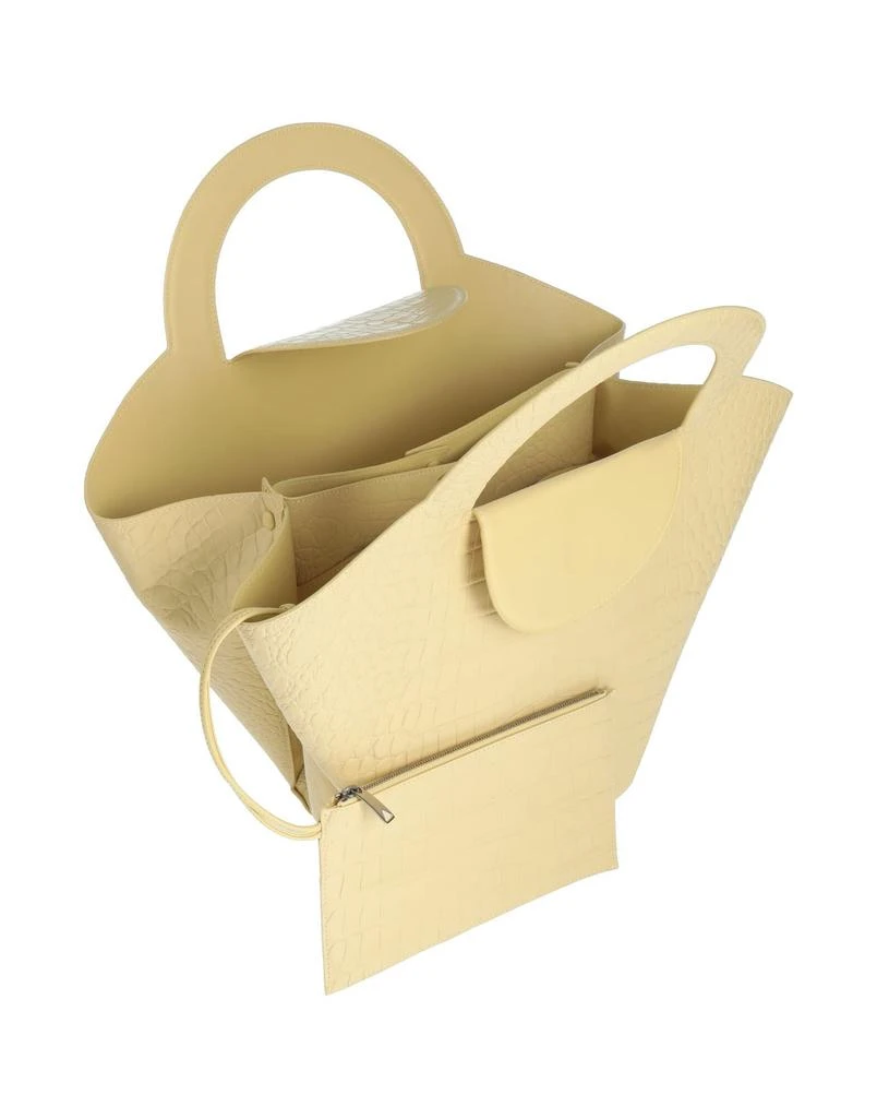 Bottega Veneta Handbag 2