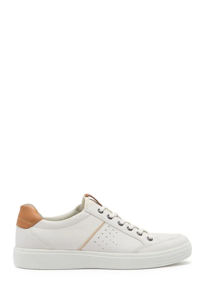 ECCO Soft Classic Low Top Sneaker 3