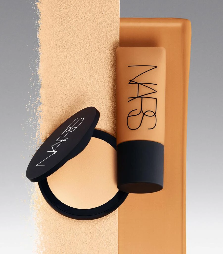 NARS Soft Matte Advanced Perfecting Powder 4