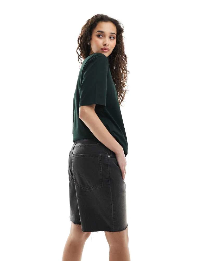 Vans Vans Sirelle cut-off jorts in washed black 4