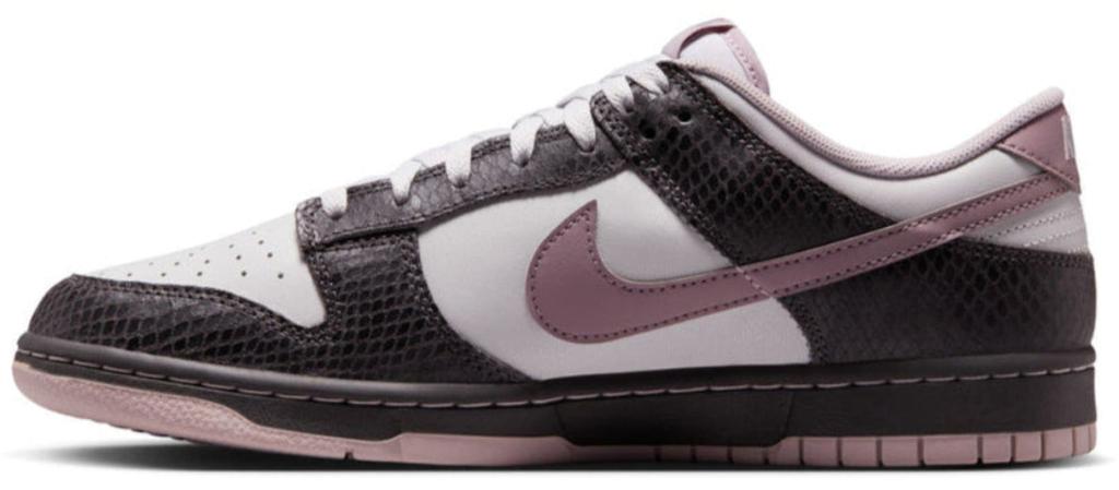 NIKE Dunk Low SE Medium Ash Violet Snakeskin