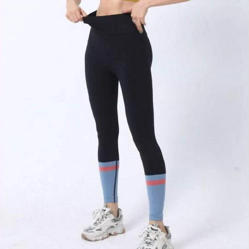 Rockstar Peach City Girl Sock Legging In Black