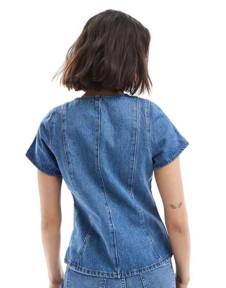 ASOS ASOS DESIGN denim button up short sleeve top in mid blue 4