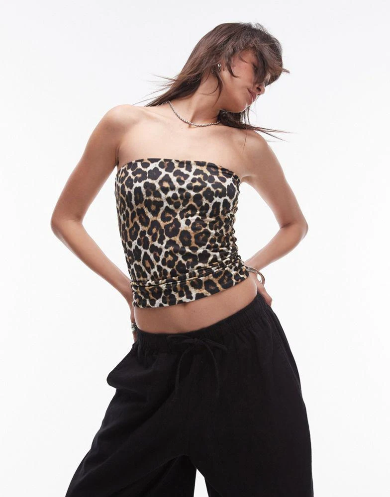 Topshop Topshop leopard print bandeau in brown 1