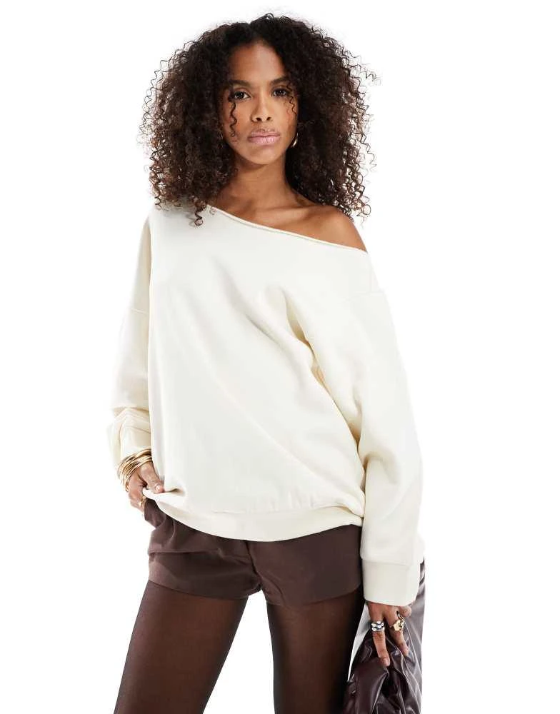 ASOS DESIGN off shoulder oversized sweatshirt in white – On Sale
