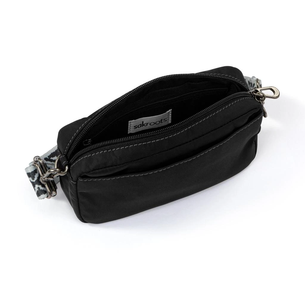 Sakroots Lodi Smartphone Crossbody 4
