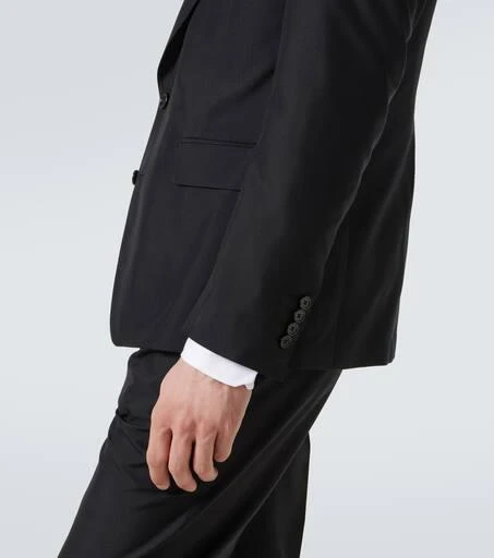 Dolce 
Gabbana Silk suit 8