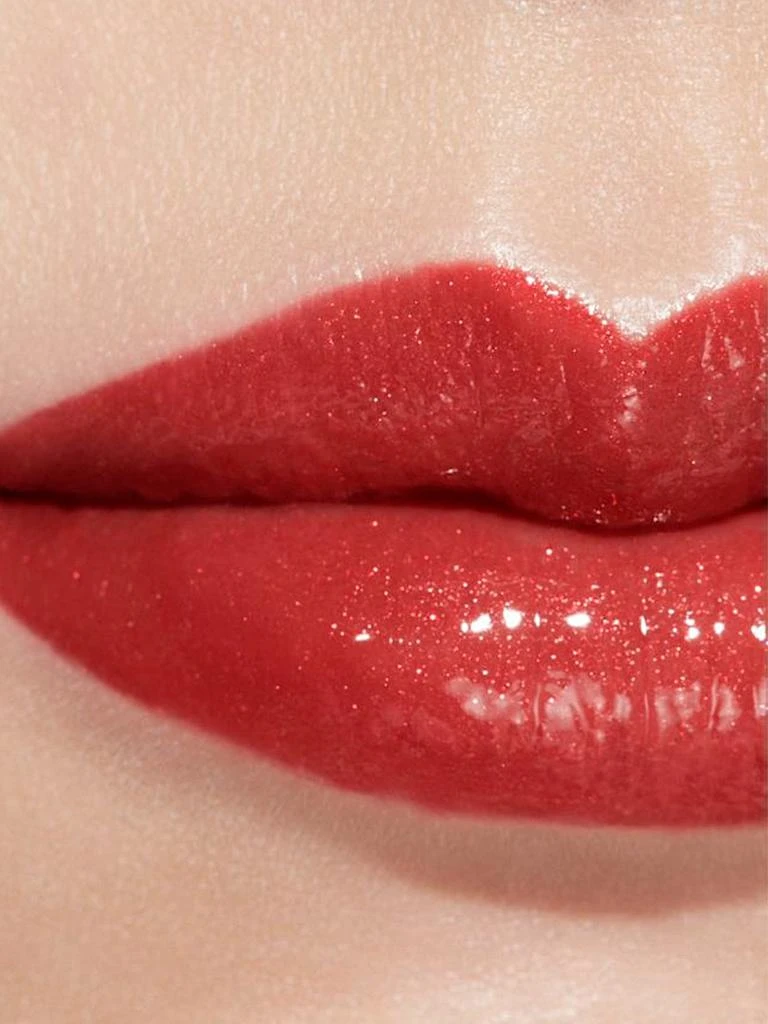 Chanel Hydrating Vibrant Shine Lip Colour 3