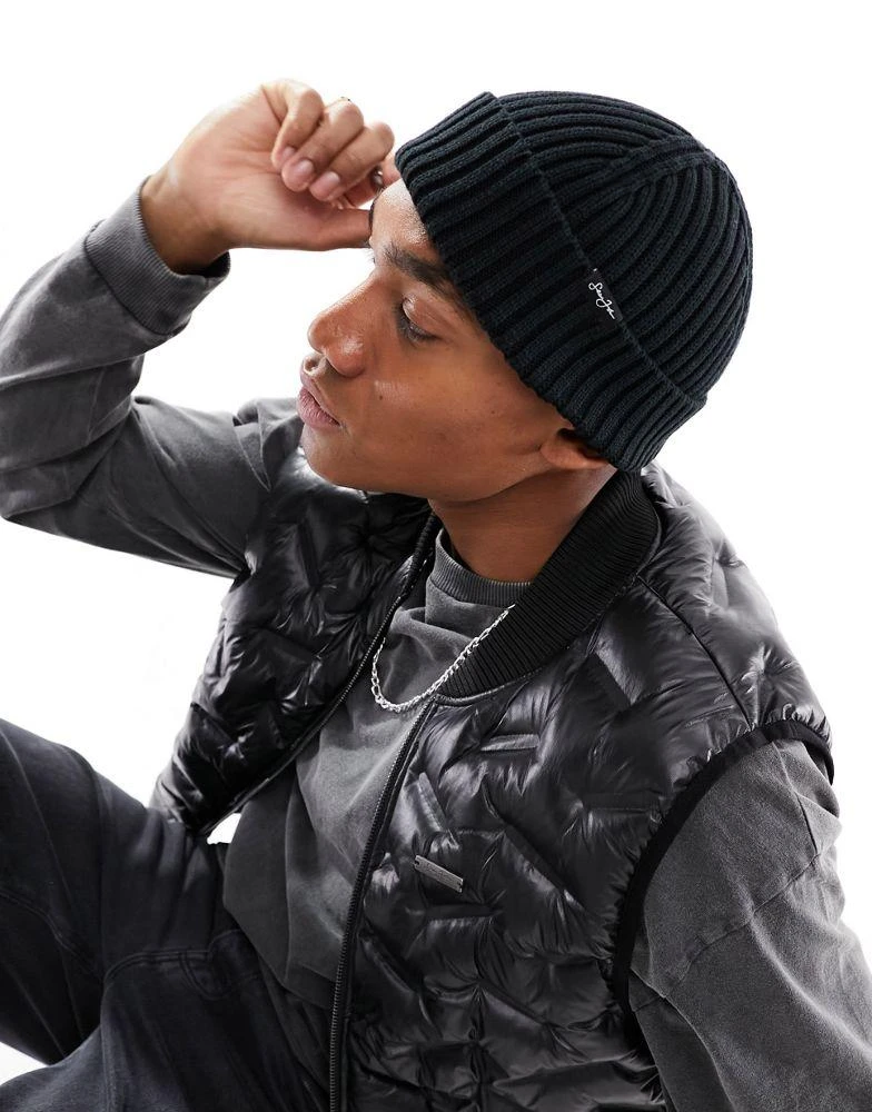 Sean John Sean John script flag beanie in black 1
