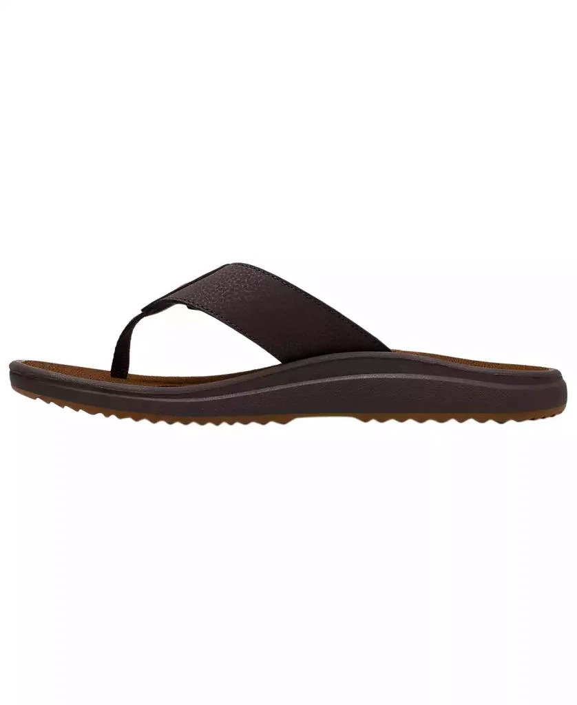 Clarks Men
s Cloudsteppers Breeze Flip-Flop Sandals 6