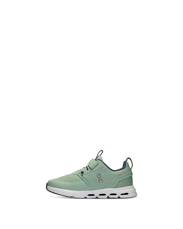 On Unisex Kids' Cloud Play Sneakers - Little Kid 5