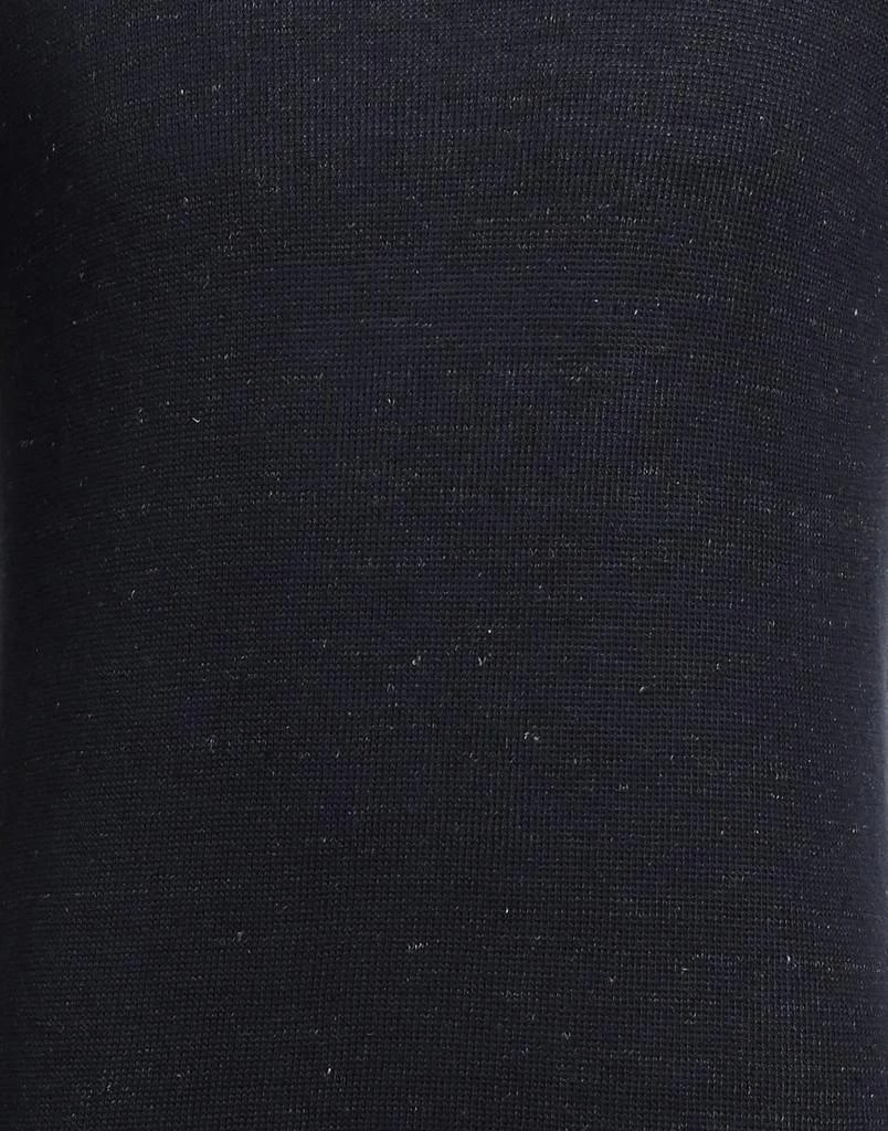 YOON Sweater 4