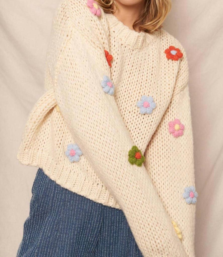 En Creme En Creme - 3d Flower Sweater
