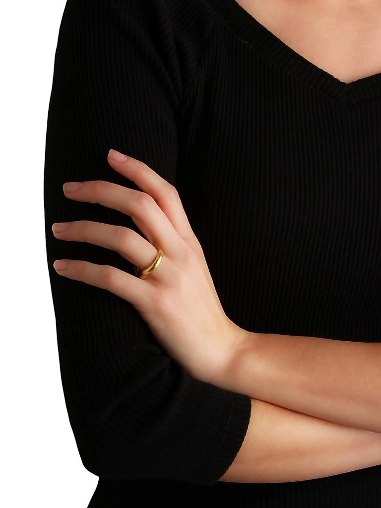 Elizabeth Locke Hammered 19K Yellow Gold Ring 3