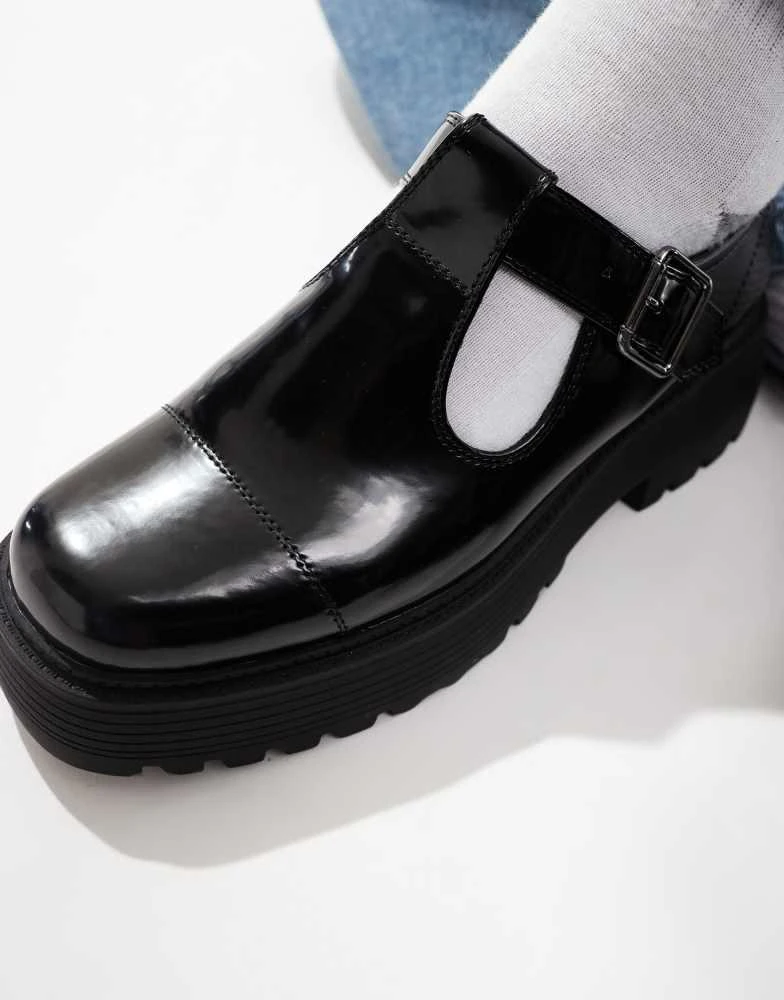 ASOS ASOS DESIGN mary jane shoes in black with chunky sole 4