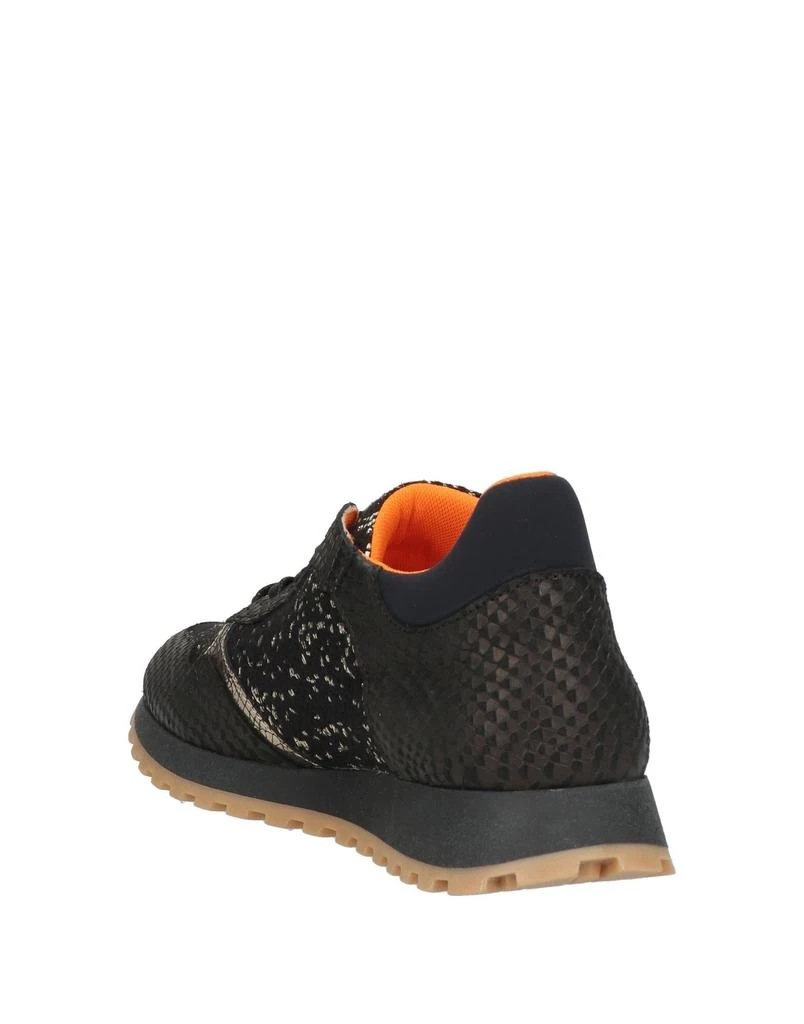 TSD12 Sneakers 3