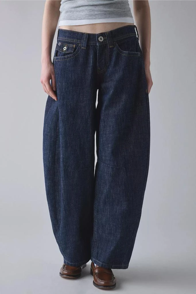BDG BDG Kayla Cocoon Low-Rise Jean 1