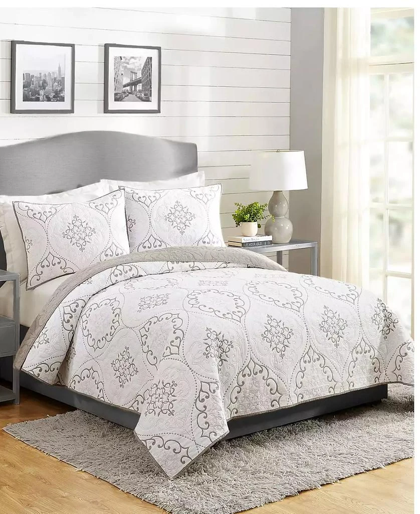 Macy's Chambers Quilt Set 1