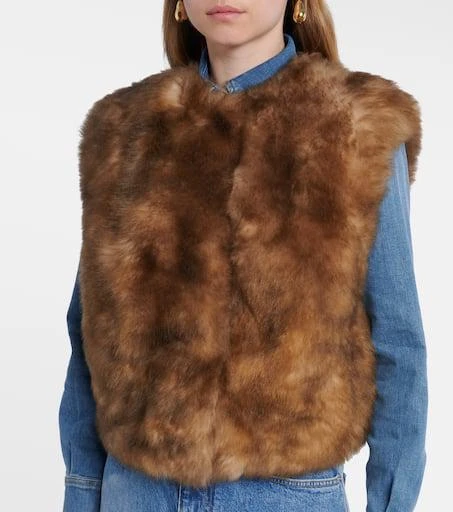 Dolce 
Gabbana Cropped shearling vest 5