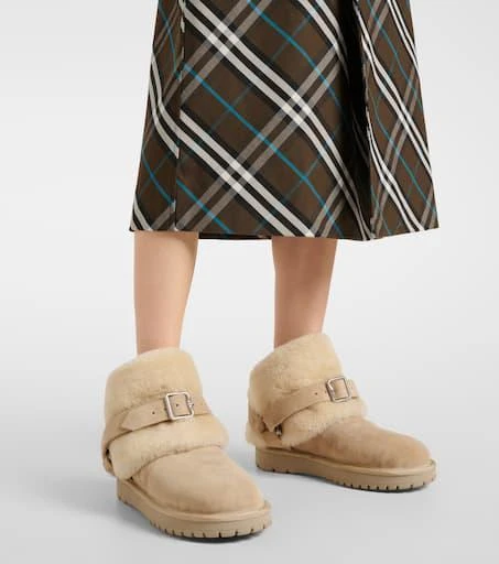 Burberry Shearling-trimmed suede ankle boots 4