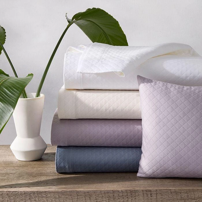 Matouk Petra Coverlet, King 8