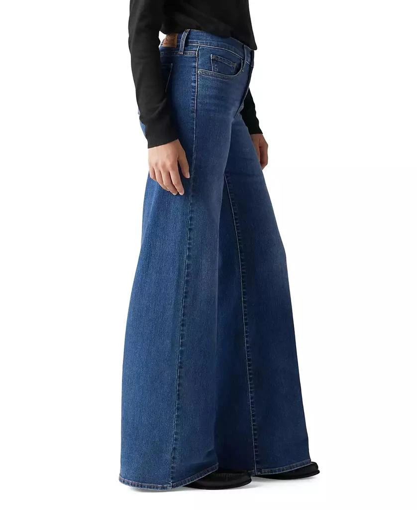 Levi's Women's 318 Shaping Stellar-Stretch Wide-Leg Jeans 2