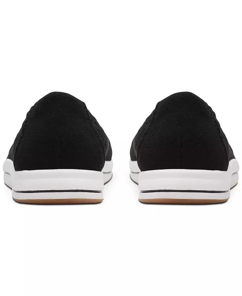 Clarks Women's Cloudsteppers Breeze Roam Perfed Flats 3