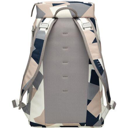 Db Hugger 30L Backpack