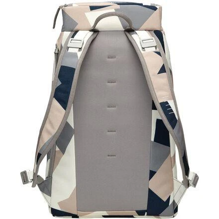 Db Hugger 30L Backpack 2