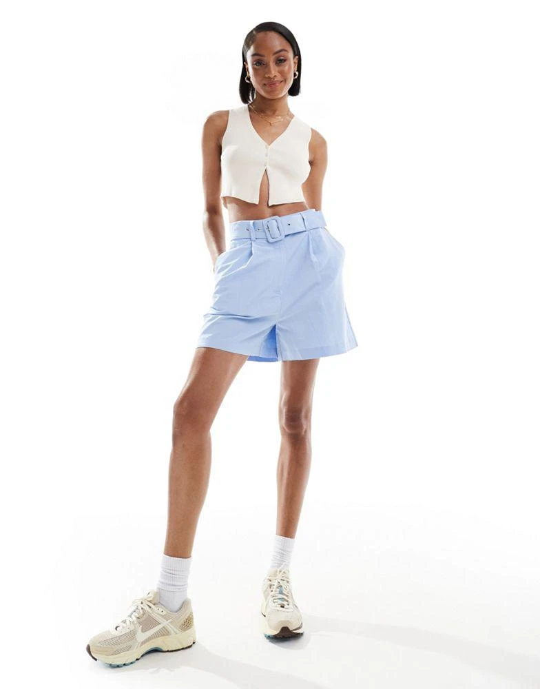 ASOS ASOS DESIGN Tall tailored belted short with linen in light blue 4