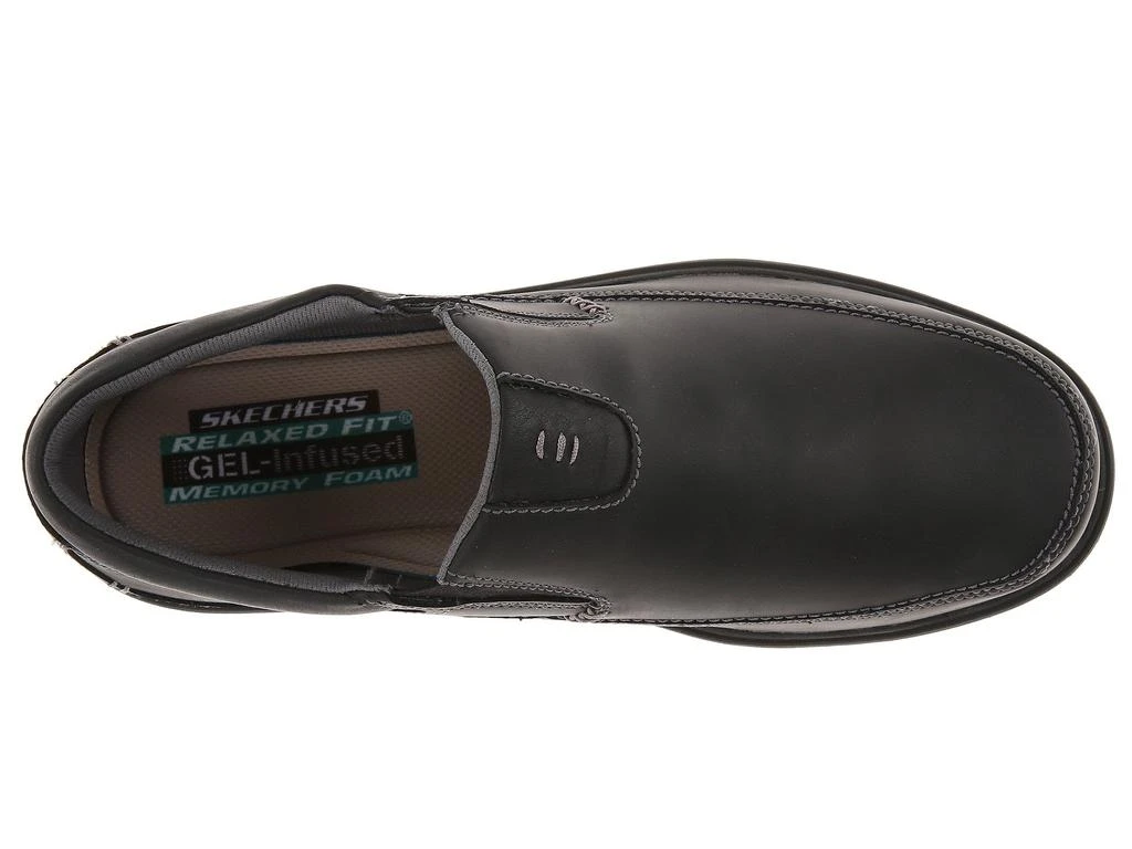 SKECHERS Segment The Search 2