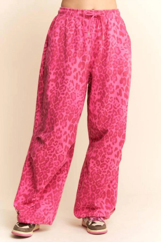 DAVI 
DANI Leopard Mesh Cargo Material Joggers - Plus In Pink