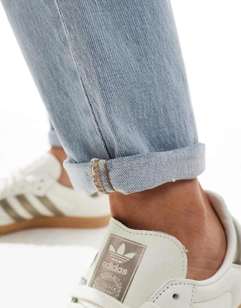New Look New Look Merlot mom jeans in light blue 3