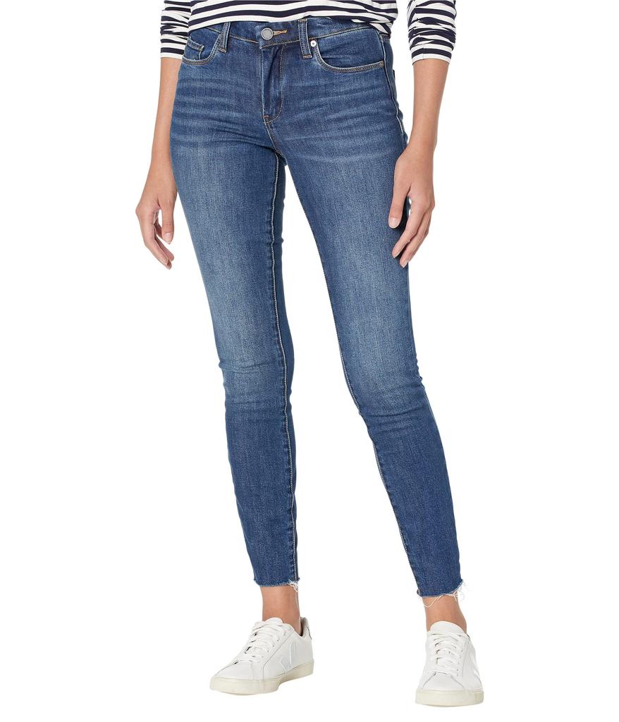 Blank NYC The Bond Mid-Rise Five-Pocket Denim Skinny in Bluffin