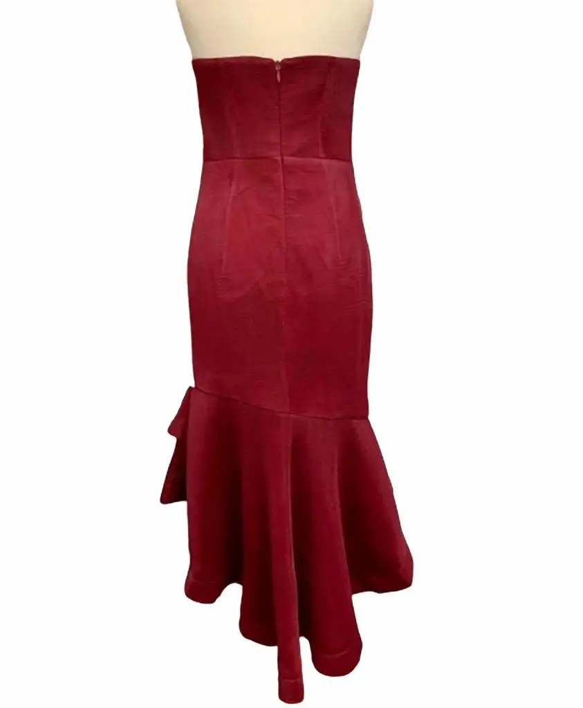 bariano red dress Lady in Red Dress by Bariano