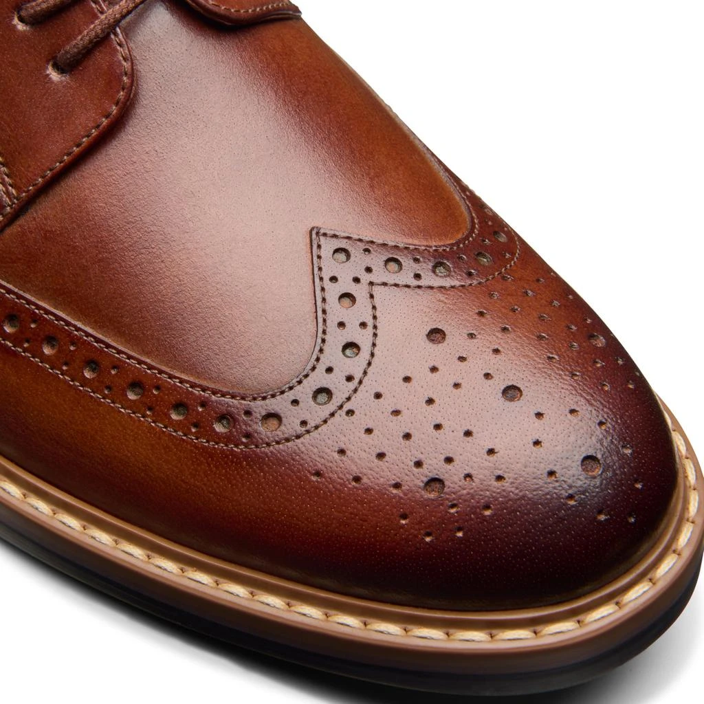Clarks Aldwin Limit 7