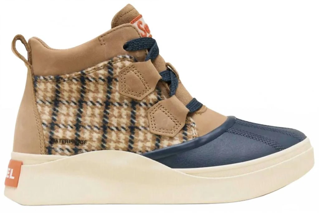 SOREL Women
s Out And About Iv Classic Waterproof Boot In Tawny Buff, Night Shadow